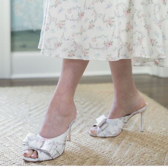 Antonio Melani x Born on Fifth Arden Floral Bow Family Matching Dress Sandals - Picture 2 of 16